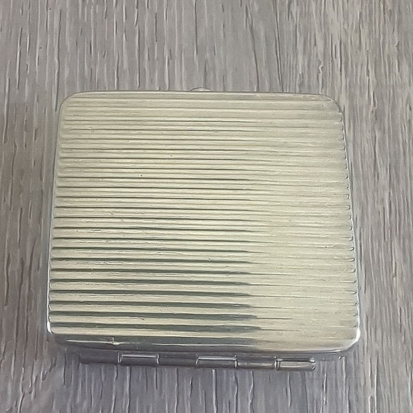 Vintage Silver Trinket Boxes - Set of 2 - Picture 6 of 12